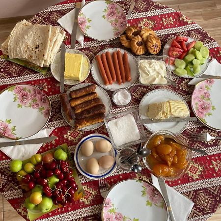 Gevorgyans Bed & Breakfast Tatev Extérieur photo